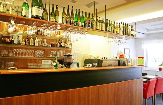 Hotel Maxim Svätý Jur Eksteriør bilde